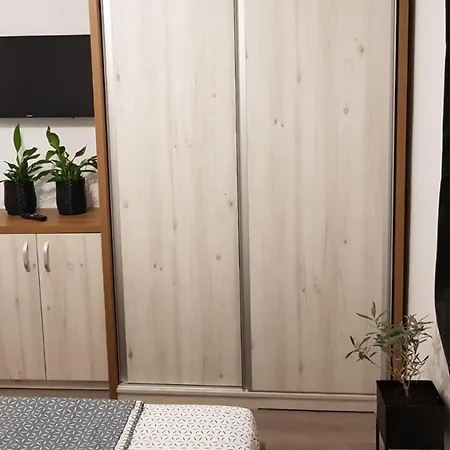 Valmar Appartement *